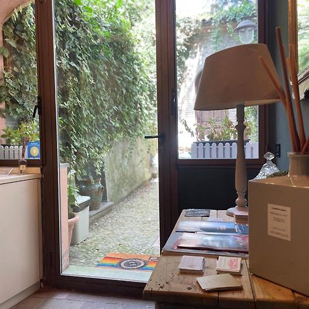 Le Camere Di Bsuites Affittacamere Parma Kültér fotó