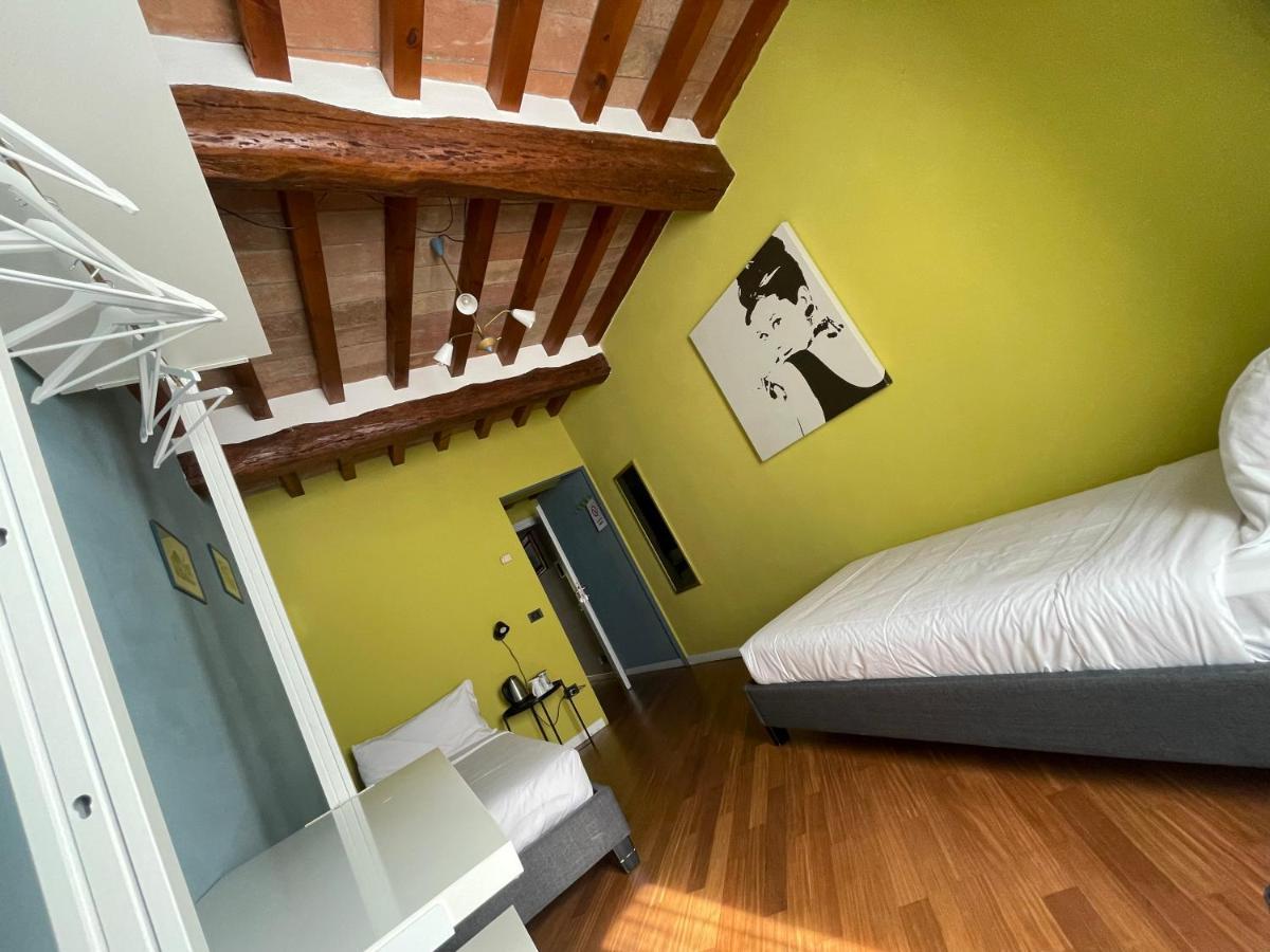 Le Camere Di Bsuites Affittacamere Parma Kültér fotó