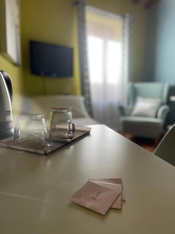 Le Camere Di Bsuites Affittacamere Parma Kültér fotó
